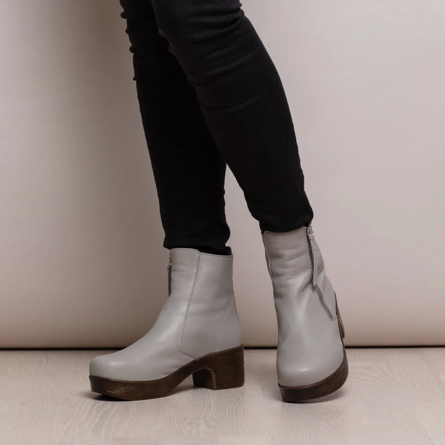 Cheap Moa Boot Pearl Sale/archive